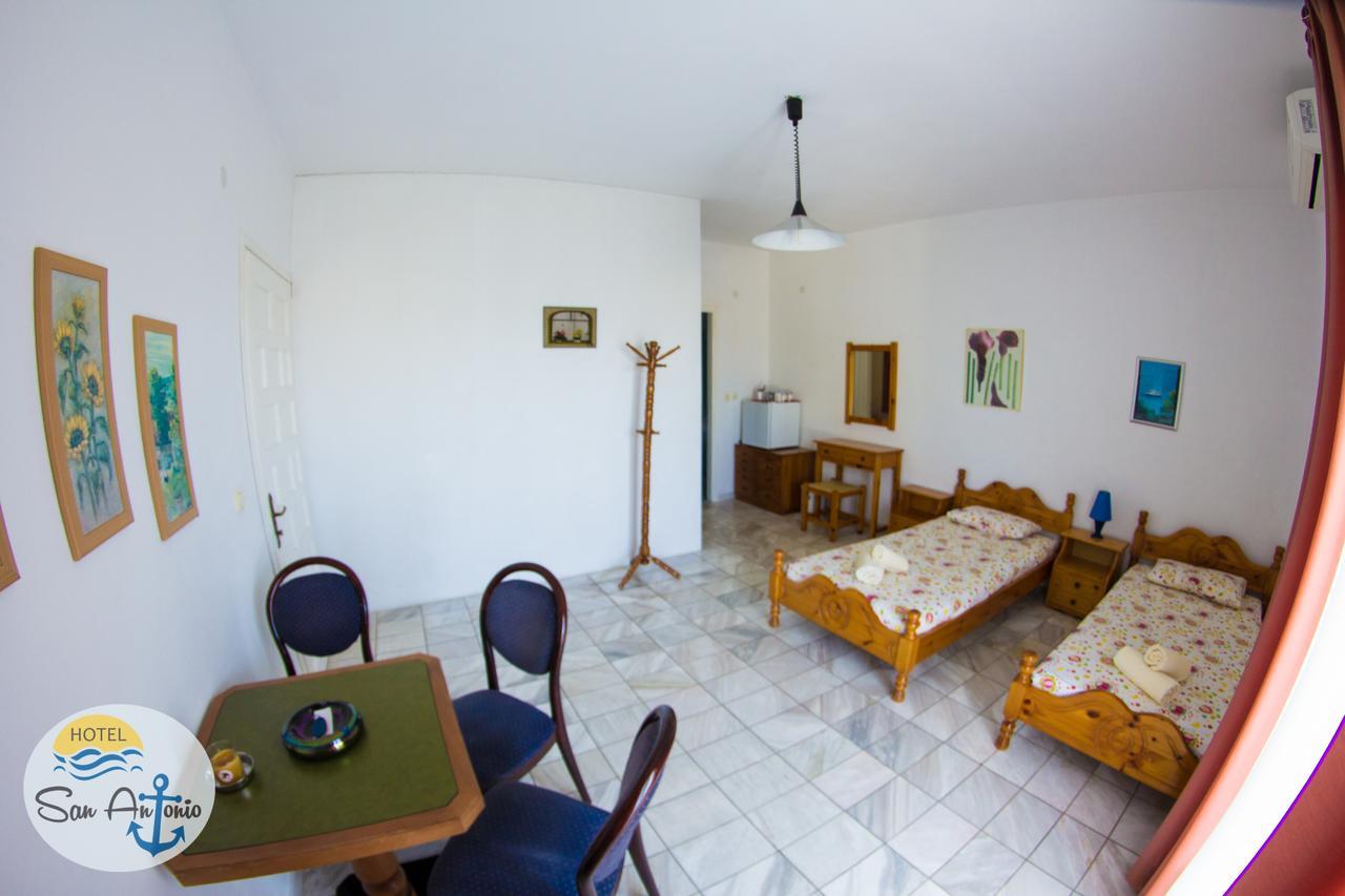 San Antonio Hotel & Apartments Megáli Ámosz Kültér fotó