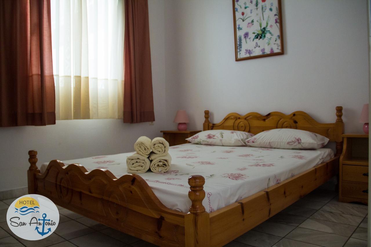 San Antonio Hotel & Apartments Megáli Ámosz Kültér fotó