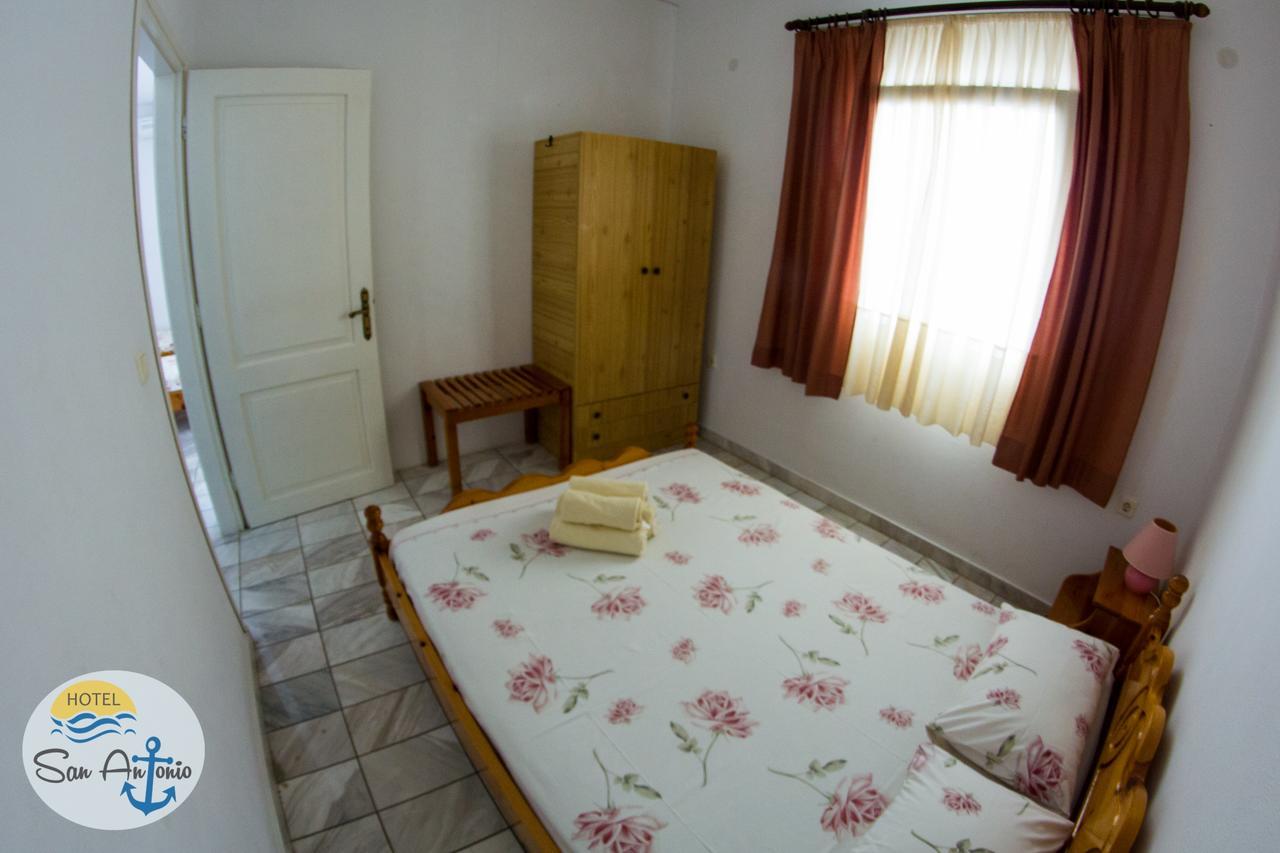 San Antonio Hotel & Apartments Megáli Ámosz Kültér fotó
